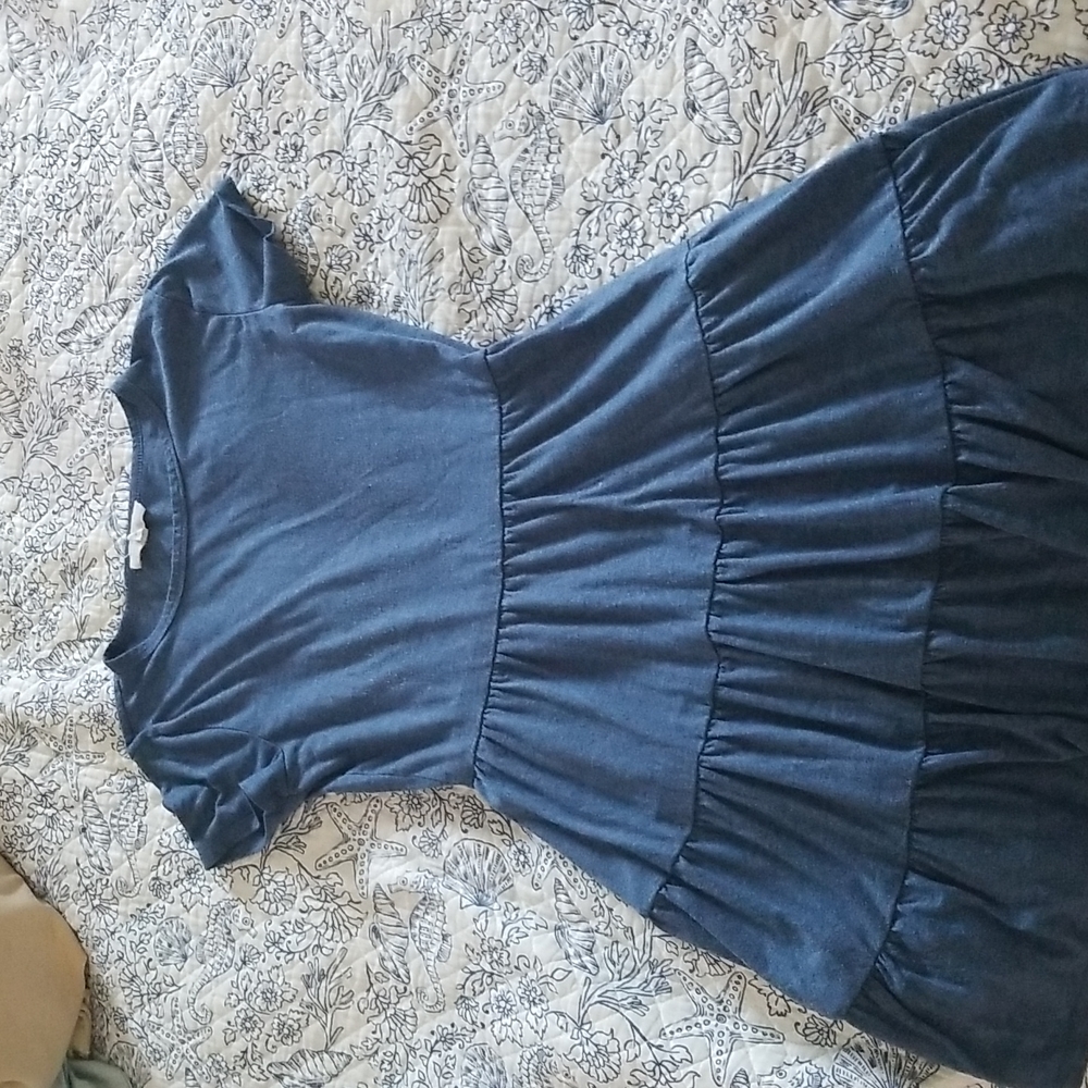 Short dress